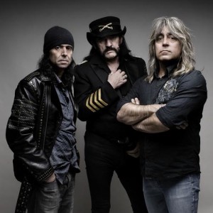 Mas ainda o Lemmy continua estiloso